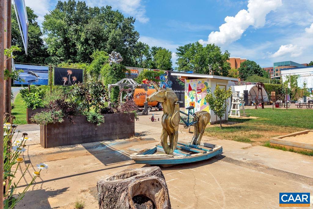 BELMONT - Residential