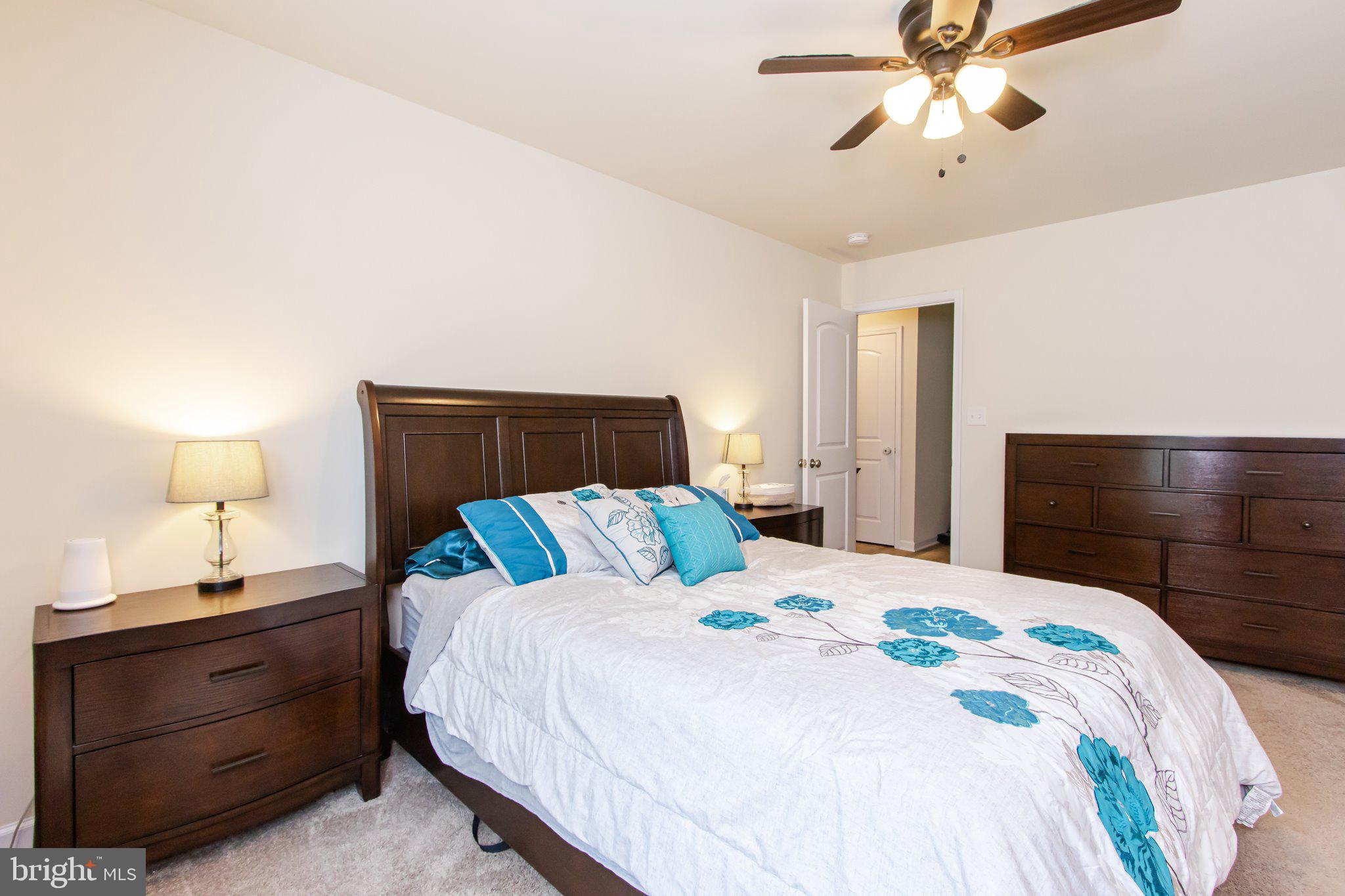 ASHLAND VILLAGE - Residential