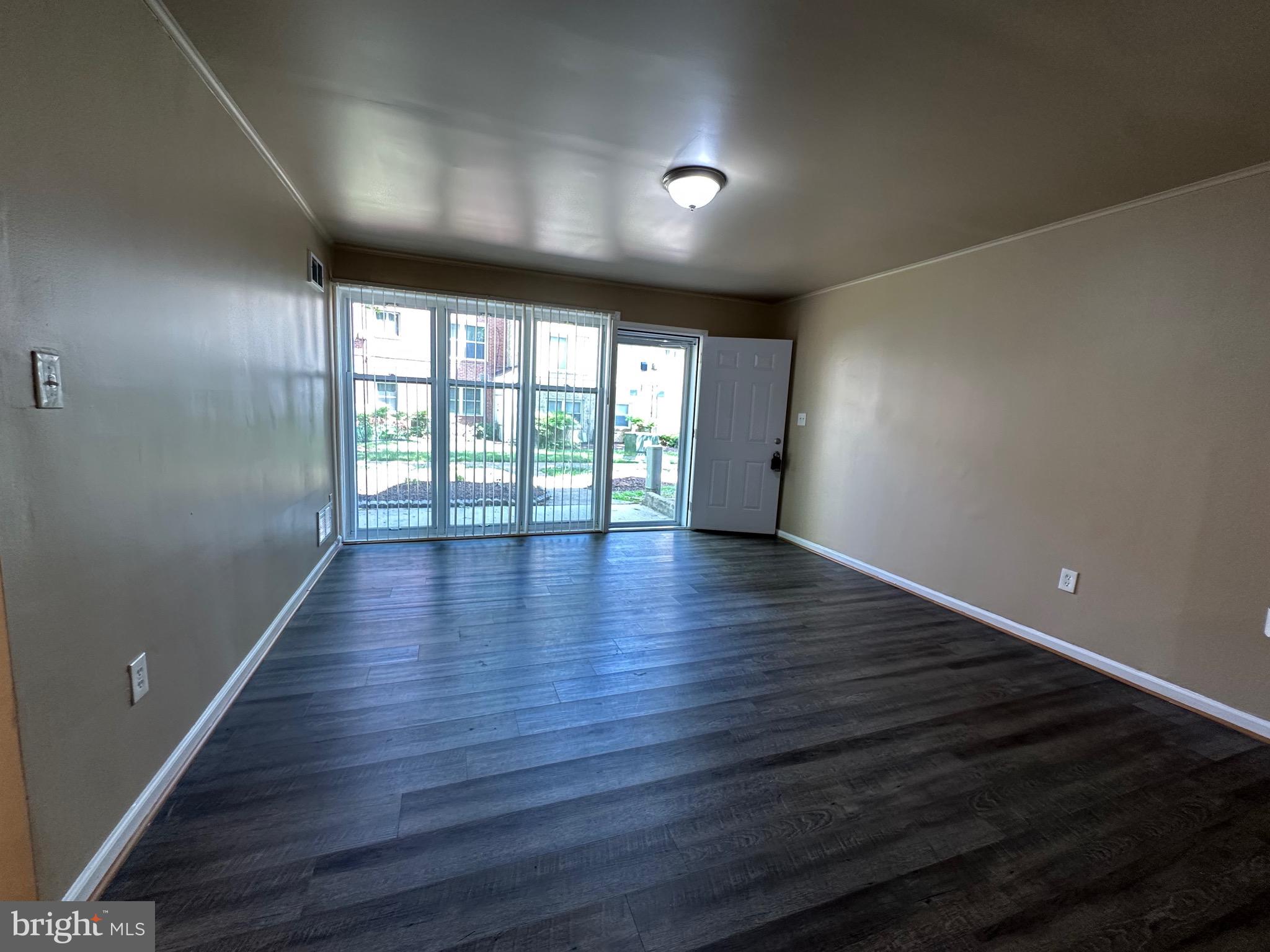 1631 ADDISON ROAD S 1631