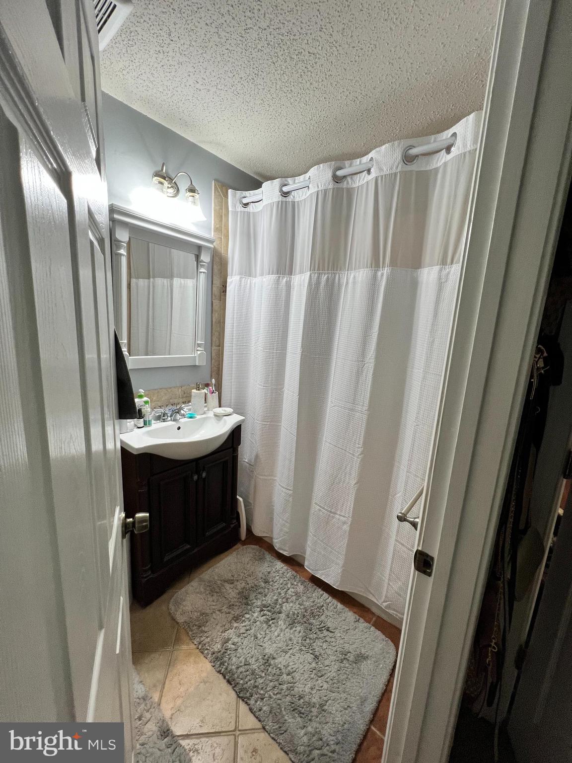 WINTERGATE AT LONGMEAD CROSSING - Residential Lease