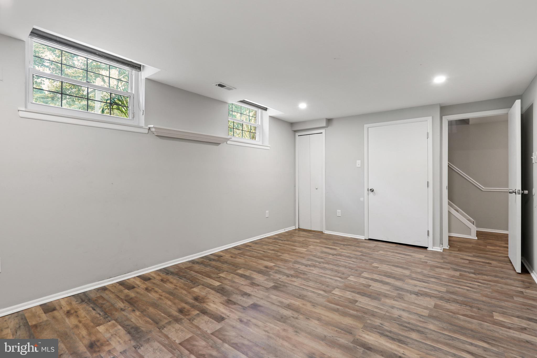 VILLAGE OF HICKORY RIDGE - Residential