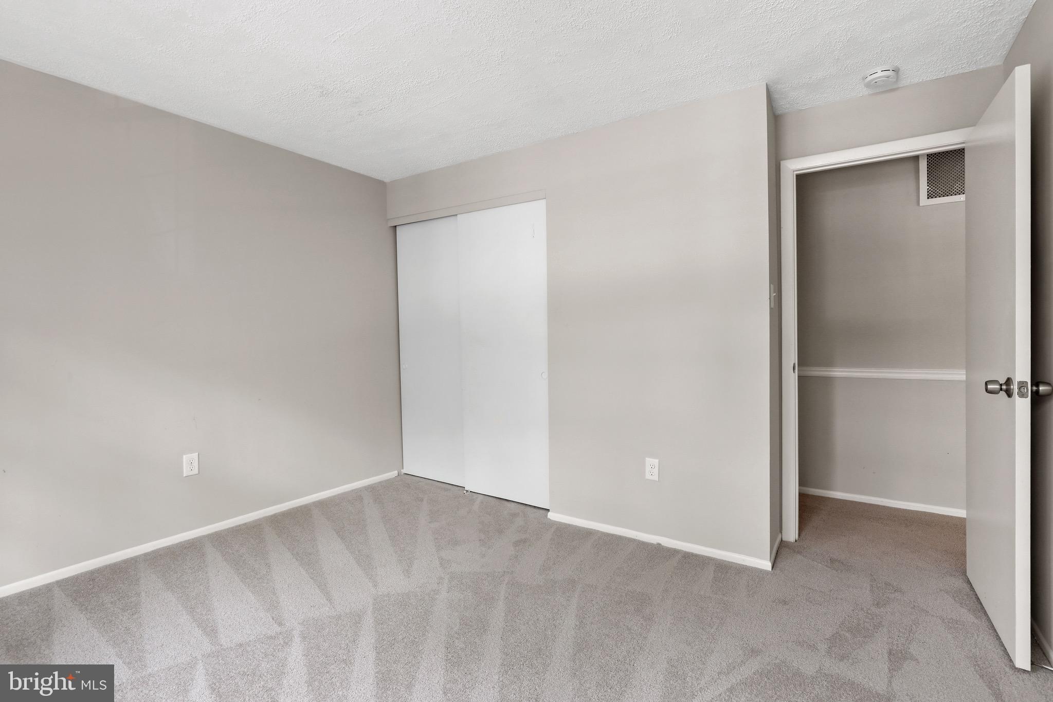 VILLAGE OF HICKORY RIDGE - Residential