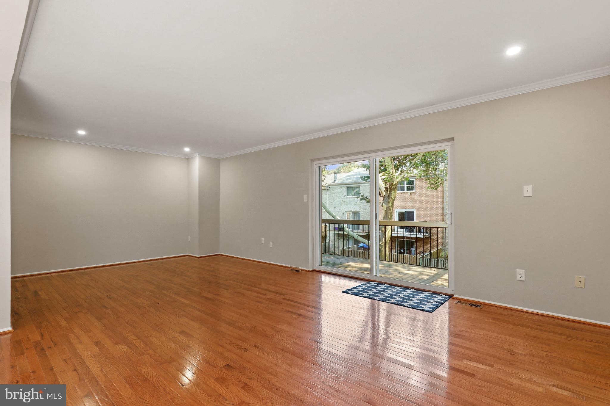 VILLAGE OF HICKORY RIDGE - Residential