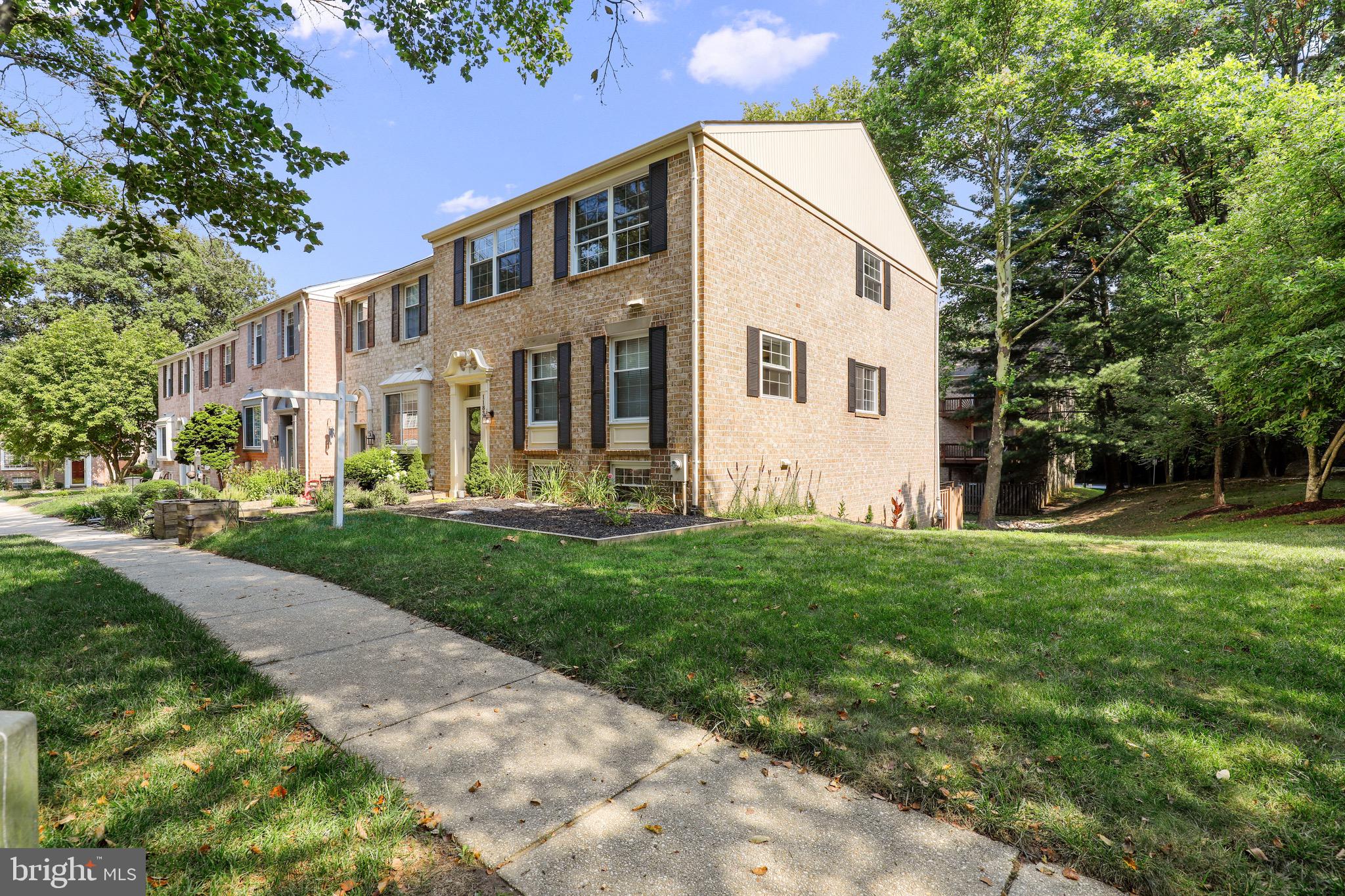 VILLAGE OF HICKORY RIDGE - Residential