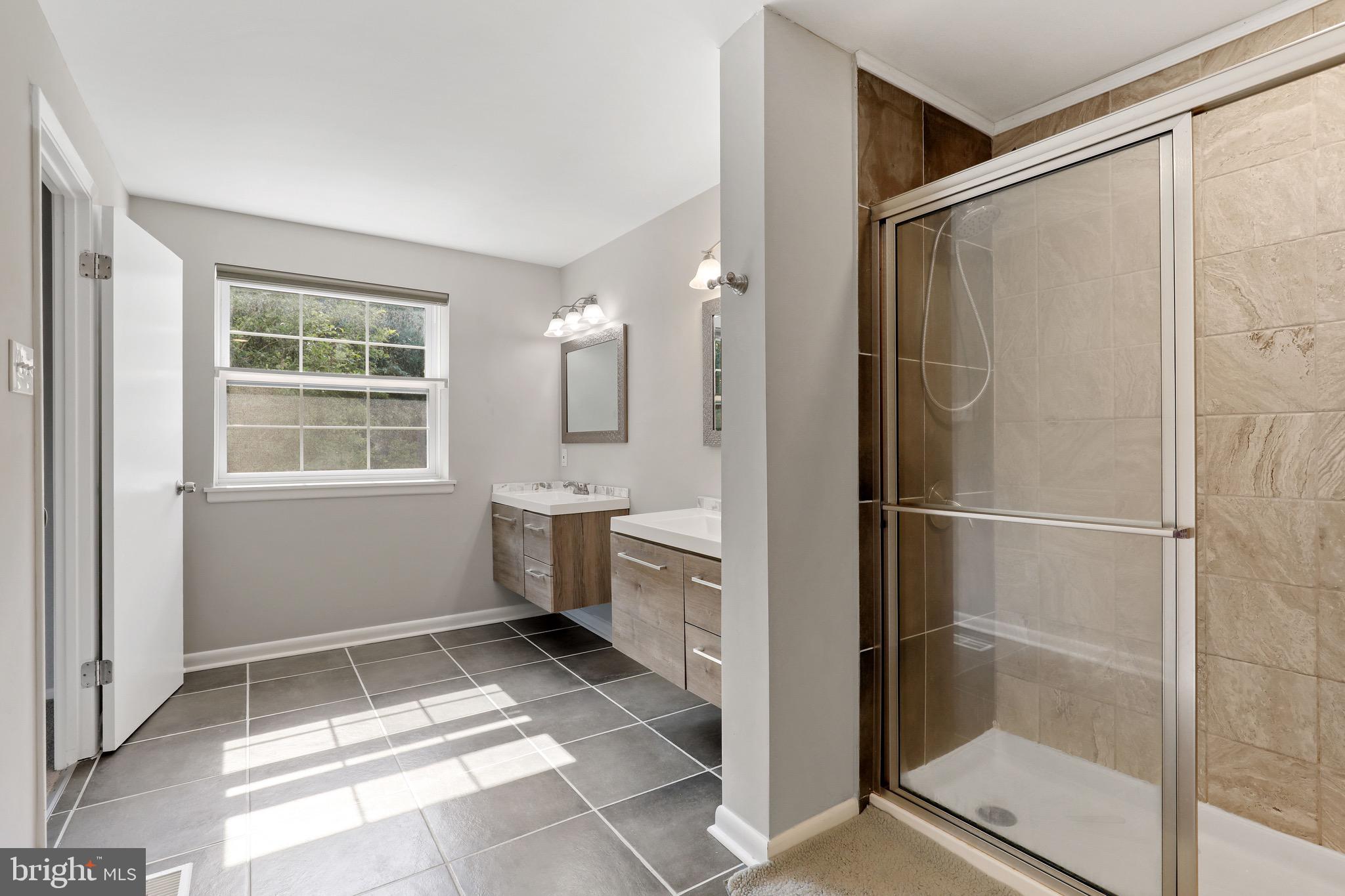 VILLAGE OF HICKORY RIDGE - Residential