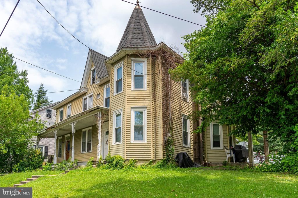 Photo of 2635-2637 LITITZ PIKE, LANCASTER, PA 17601 (MLS # PALA2038804)