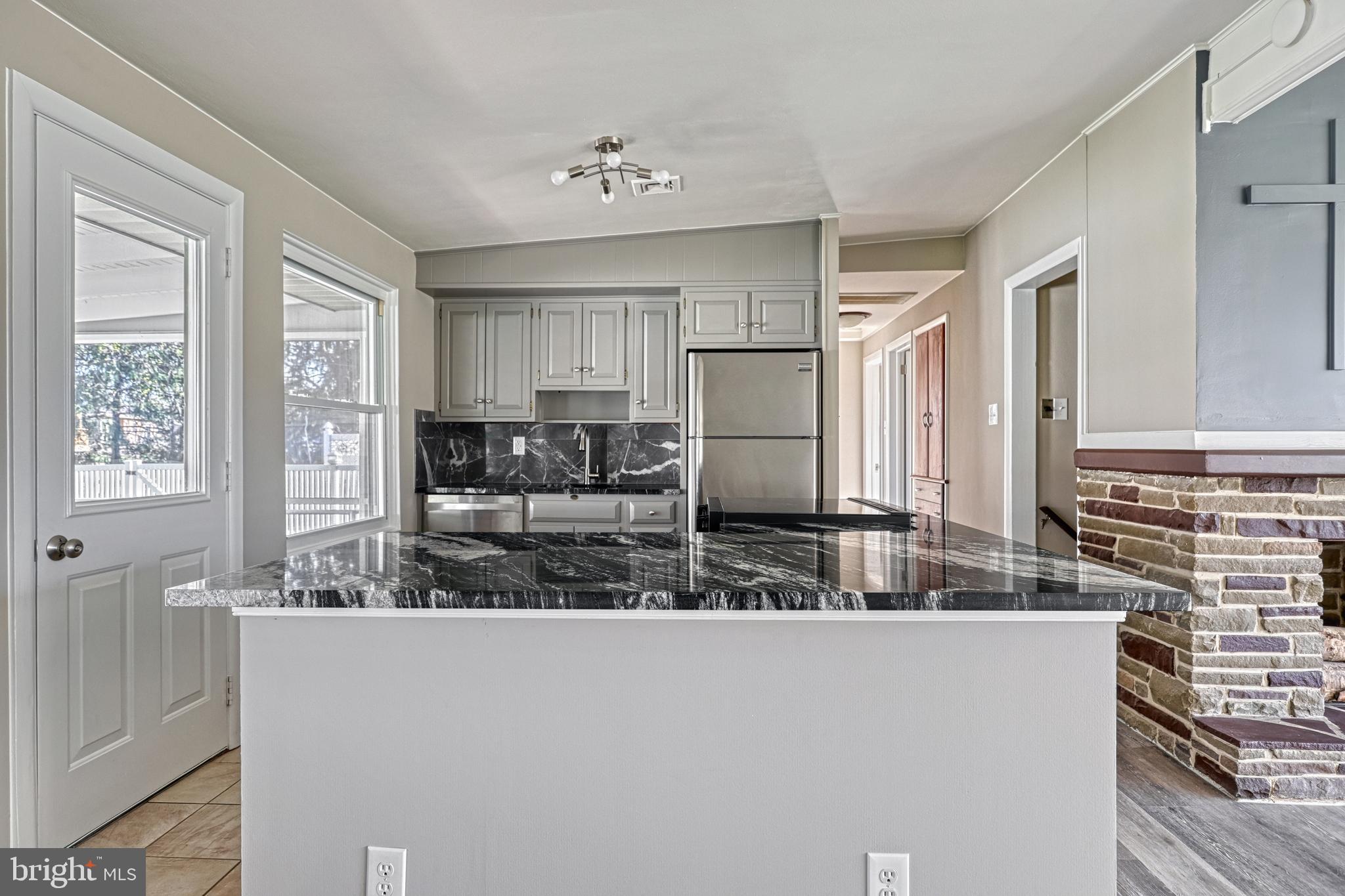 CAMP HILL - Residential