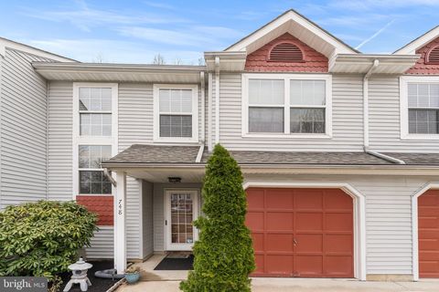 Townhouse For Sale - 748 Quail Place<br/> Gloucester County, WOODBURY, NJ 08096
