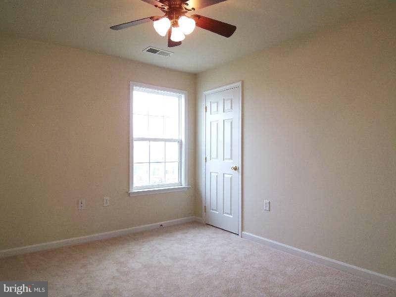 BUNKER HILL - Residential Lease