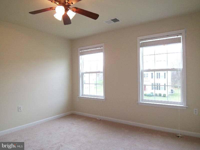 BUNKER HILL - Residential Lease