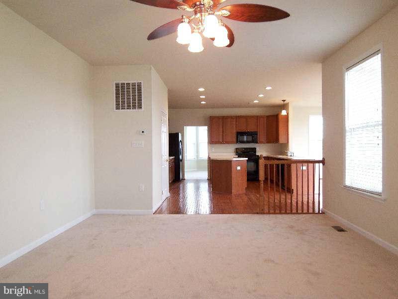 BUNKER HILL - Residential Lease