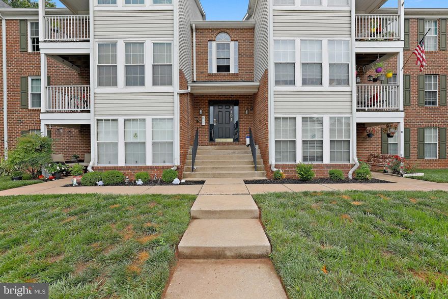 Updated second floor condo w/ balcony backing to woods. Updated kitchen with granite countertops, stainless steel appliances, breakfast bar and separate dining room, large pantry for extra storage, wood style laminate floors throughout living space, washer, dryer, Master bedroom with two walk in closets, spacious second bedroom beaming with natural light, updated bathroom with marble top vanity. Bright and updated condo ready for you to call it home! Schedule your showing now, this one won't last long!!