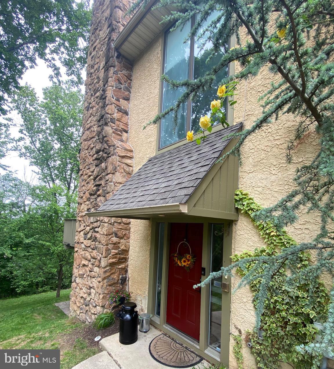 412 LYNETREE DRIVE 13-A