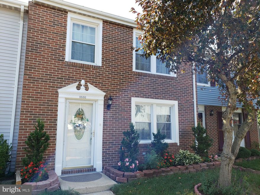 Great 3/2 Th,  new roof 2018, new kitchen cabinets, appliances, insulation, hardwood floor main level  Centrally located -- schools, recreation, shopping, transportation,, parks, and swimming. New carpet and flooring. Brick front