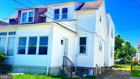Photo of 426 Arbor Road, LANSDOWNE, PA 19050 (MLS # PADE2114640)