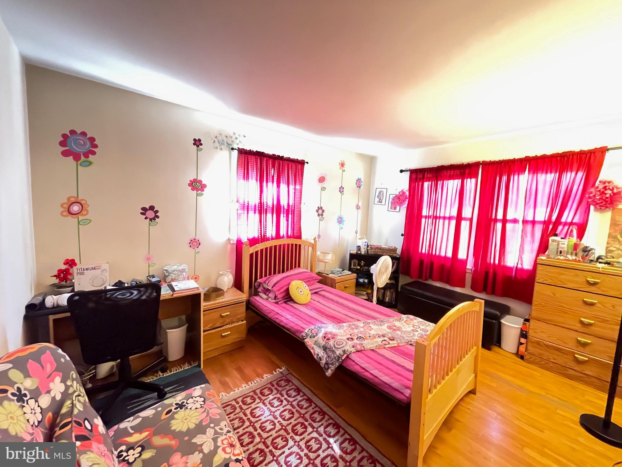 BROYHILL LANGLEY ESTATES - Residential