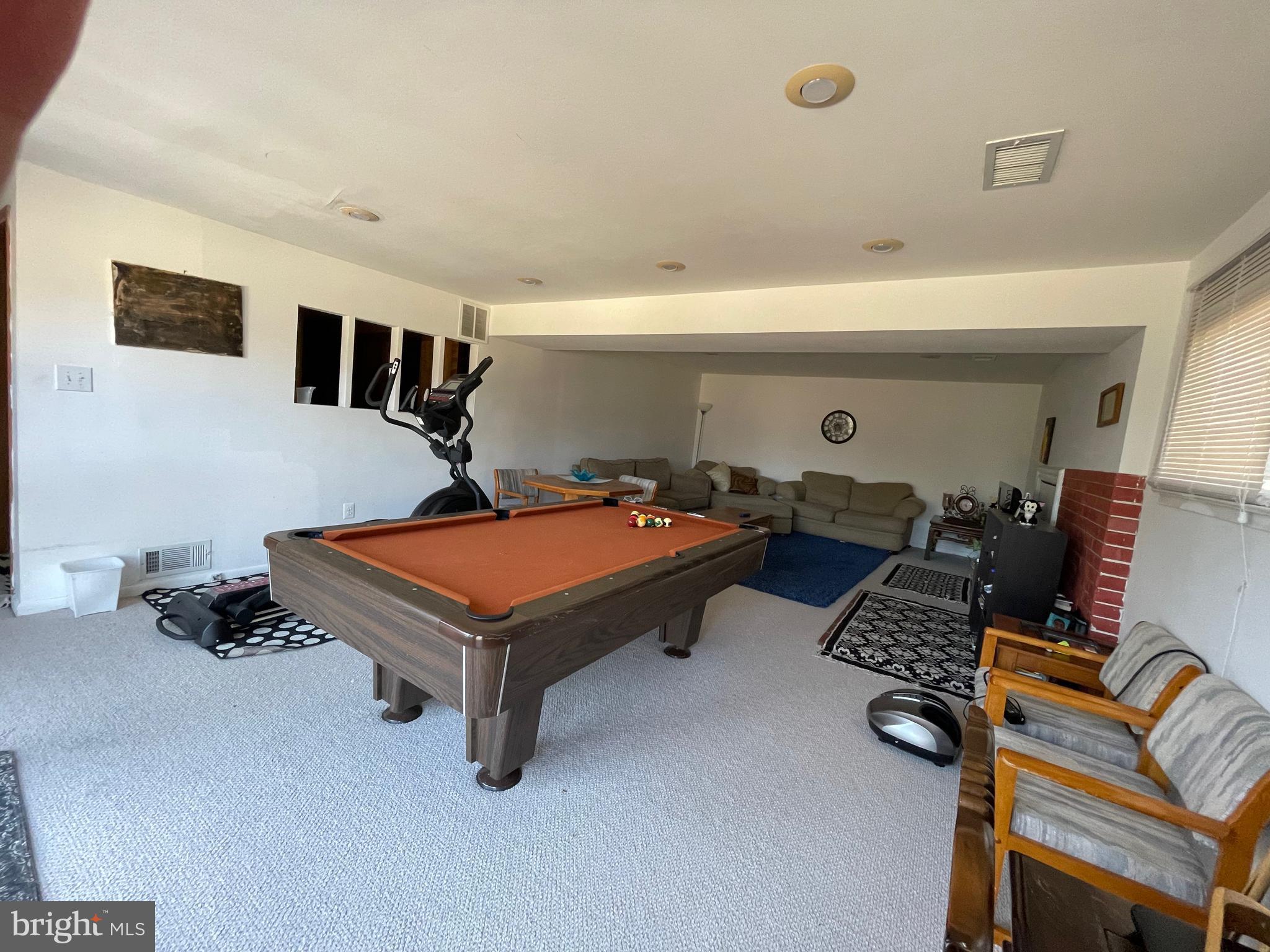 BROYHILL LANGLEY ESTATES - Residential