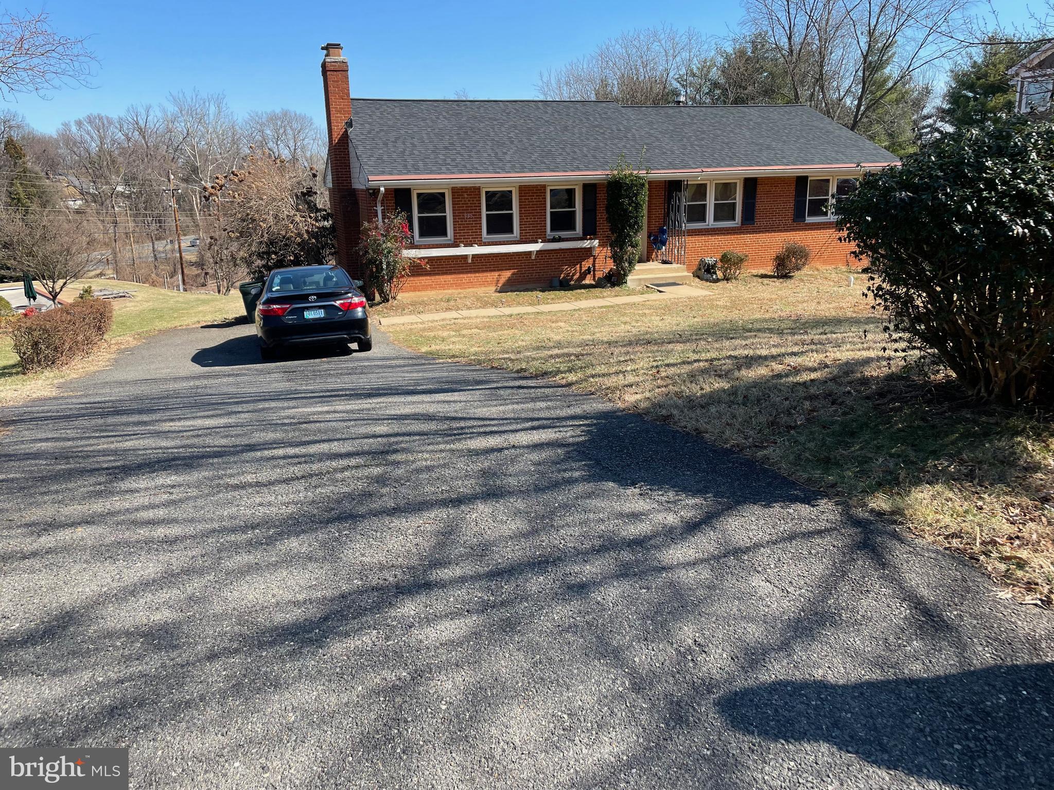 BROYHILL LANGLEY ESTATES - Residential