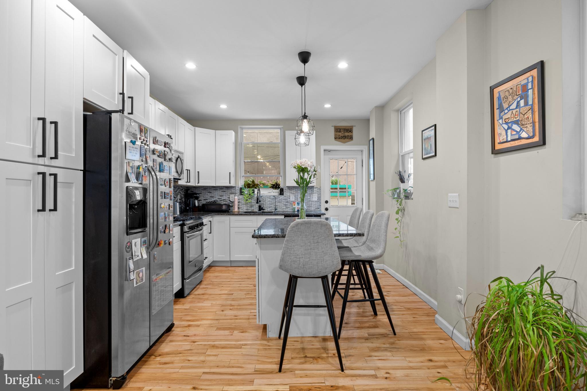 GIRARD ESTATES - Residential