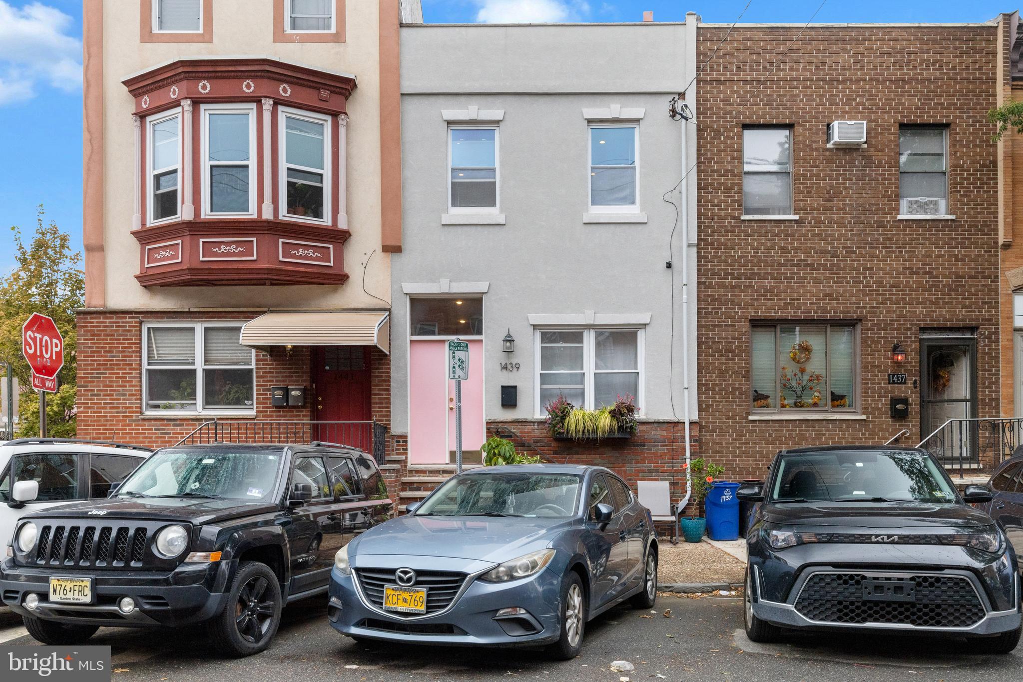 GIRARD ESTATES - Residential