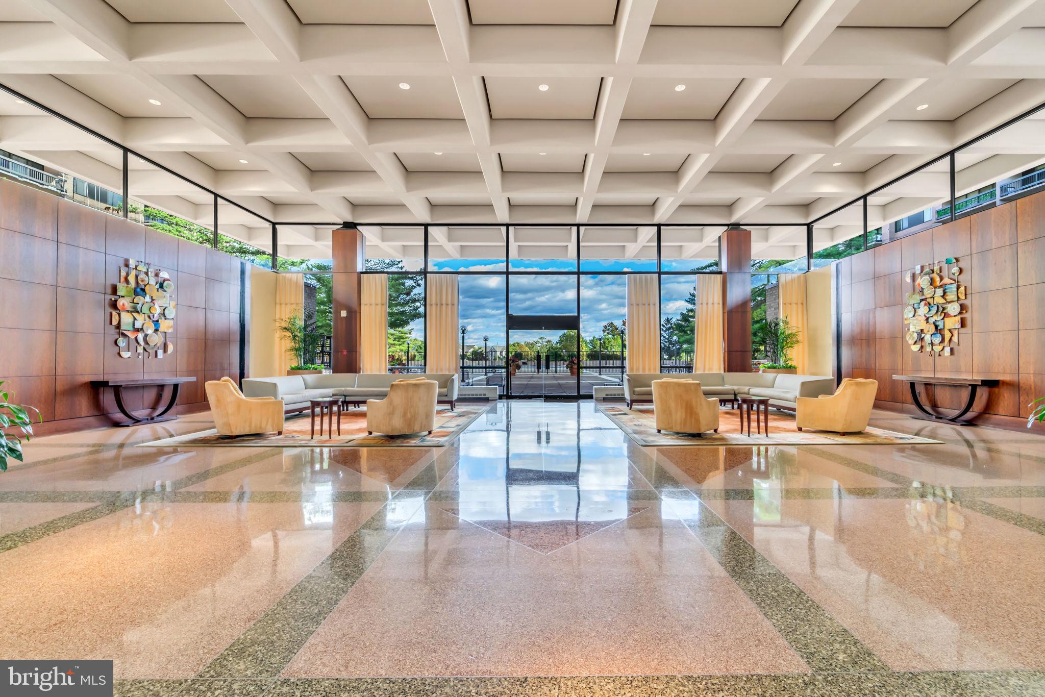 SKYLINE PLAZA - Residential