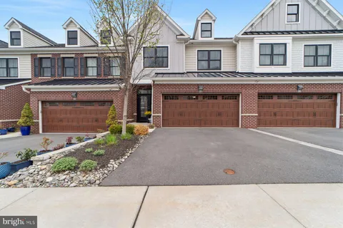 21 Riverwalk, Plainsboro, NJ MLS: NJMX2009060