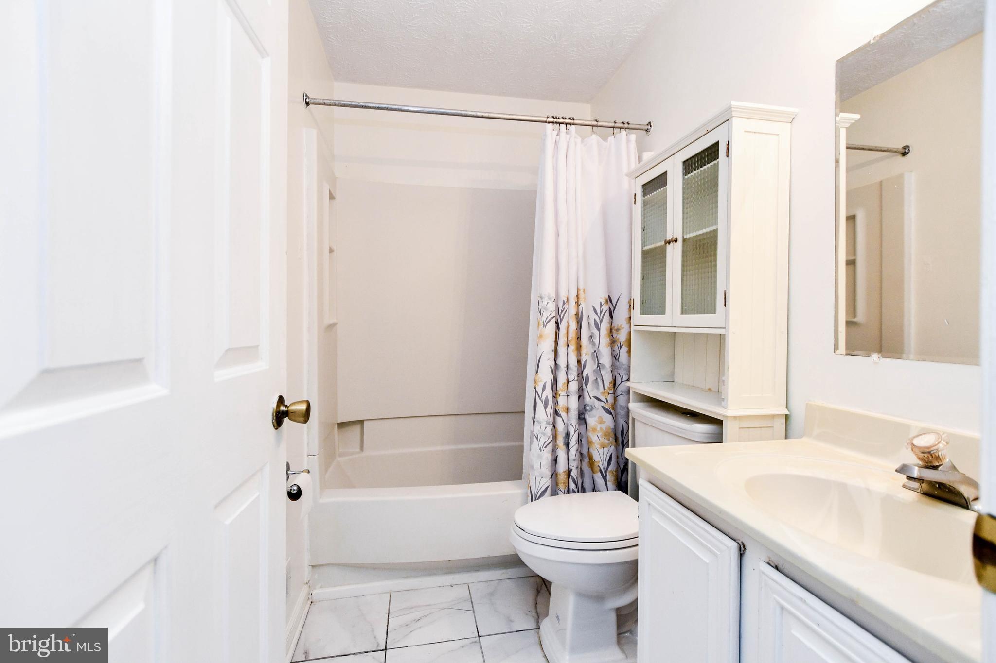 INDIAN CREEK PLAT FIVE - Residential