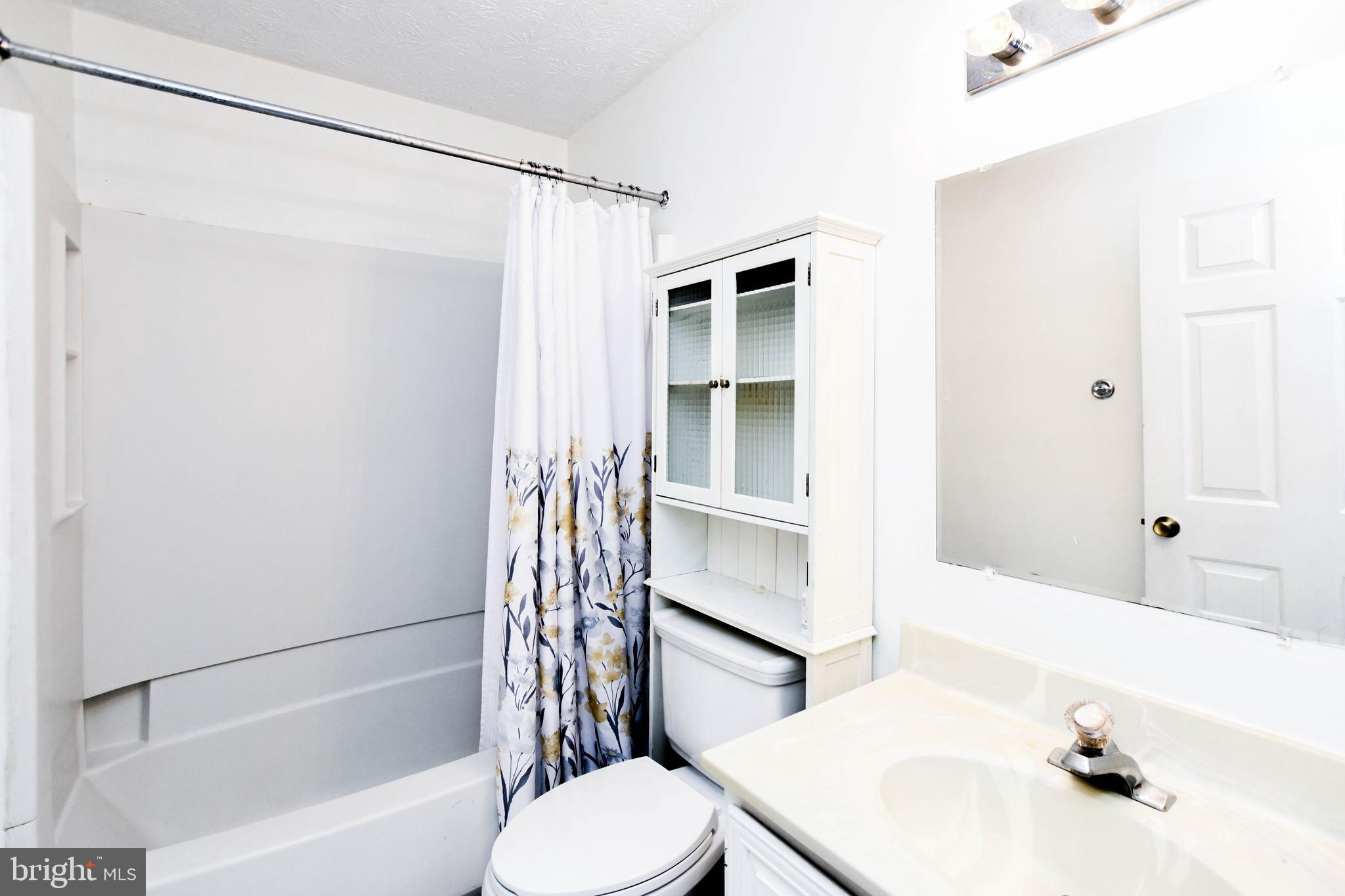 INDIAN CREEK PLAT FIVE - Residential