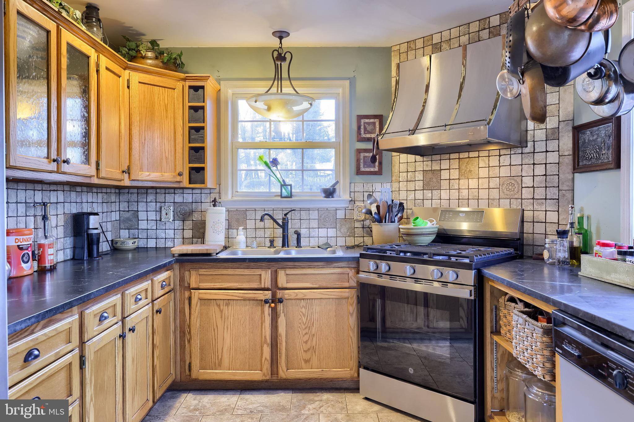 LOWER WINDSOR TWP - Residential