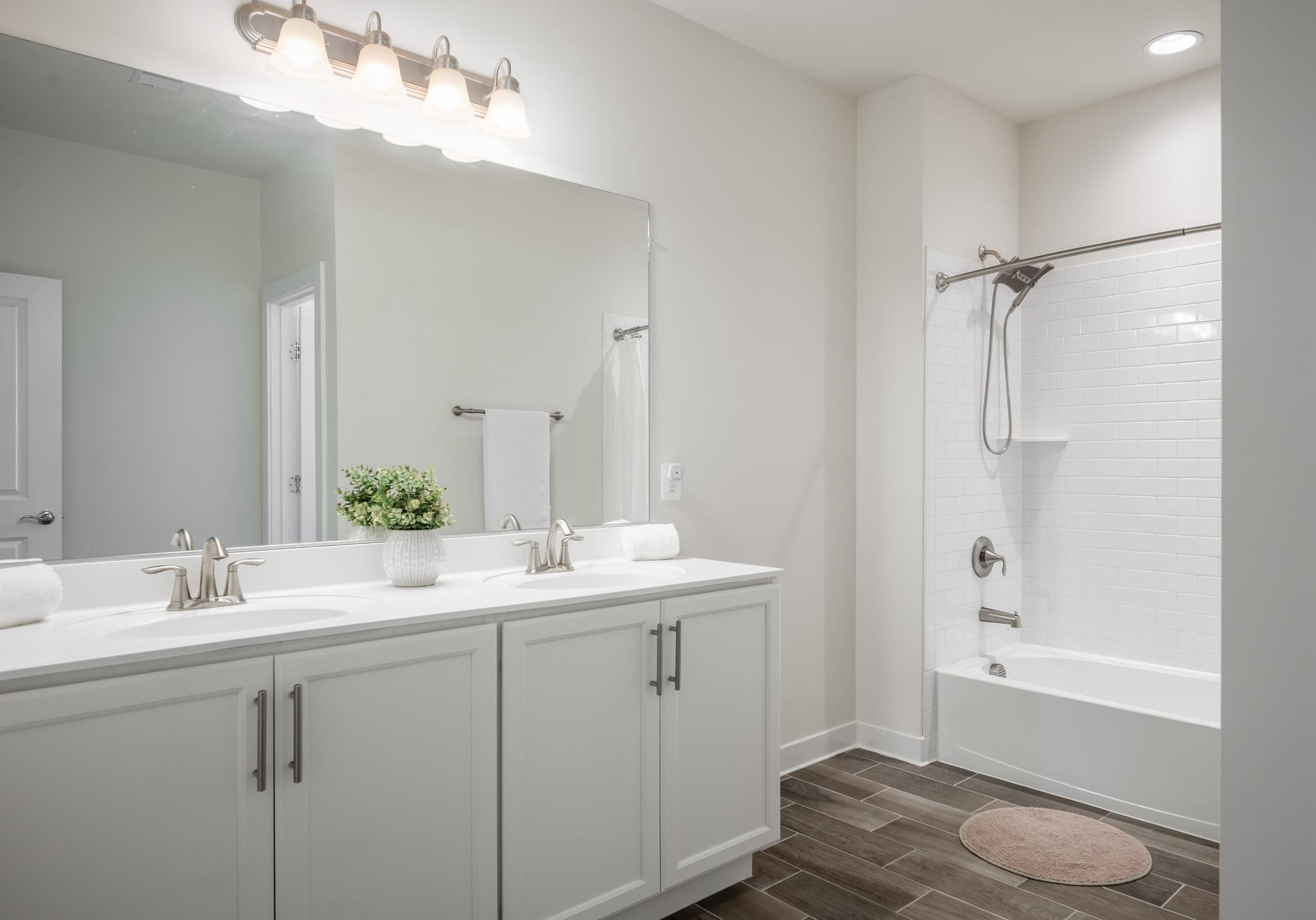 THE RESIDENCES AT MCCONNELL MANOR - Residential