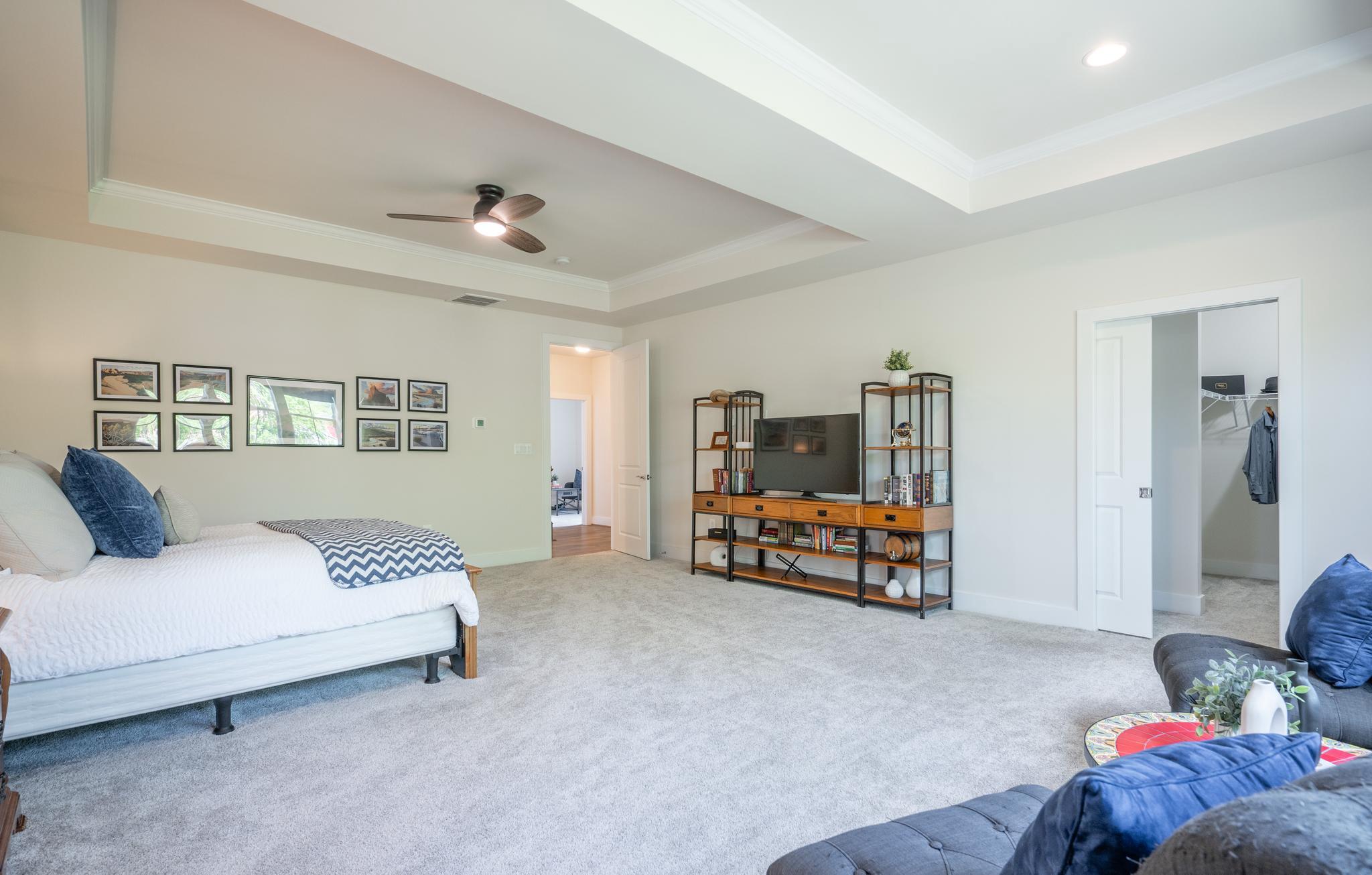 THE RESIDENCES AT MCCONNELL MANOR - Residential