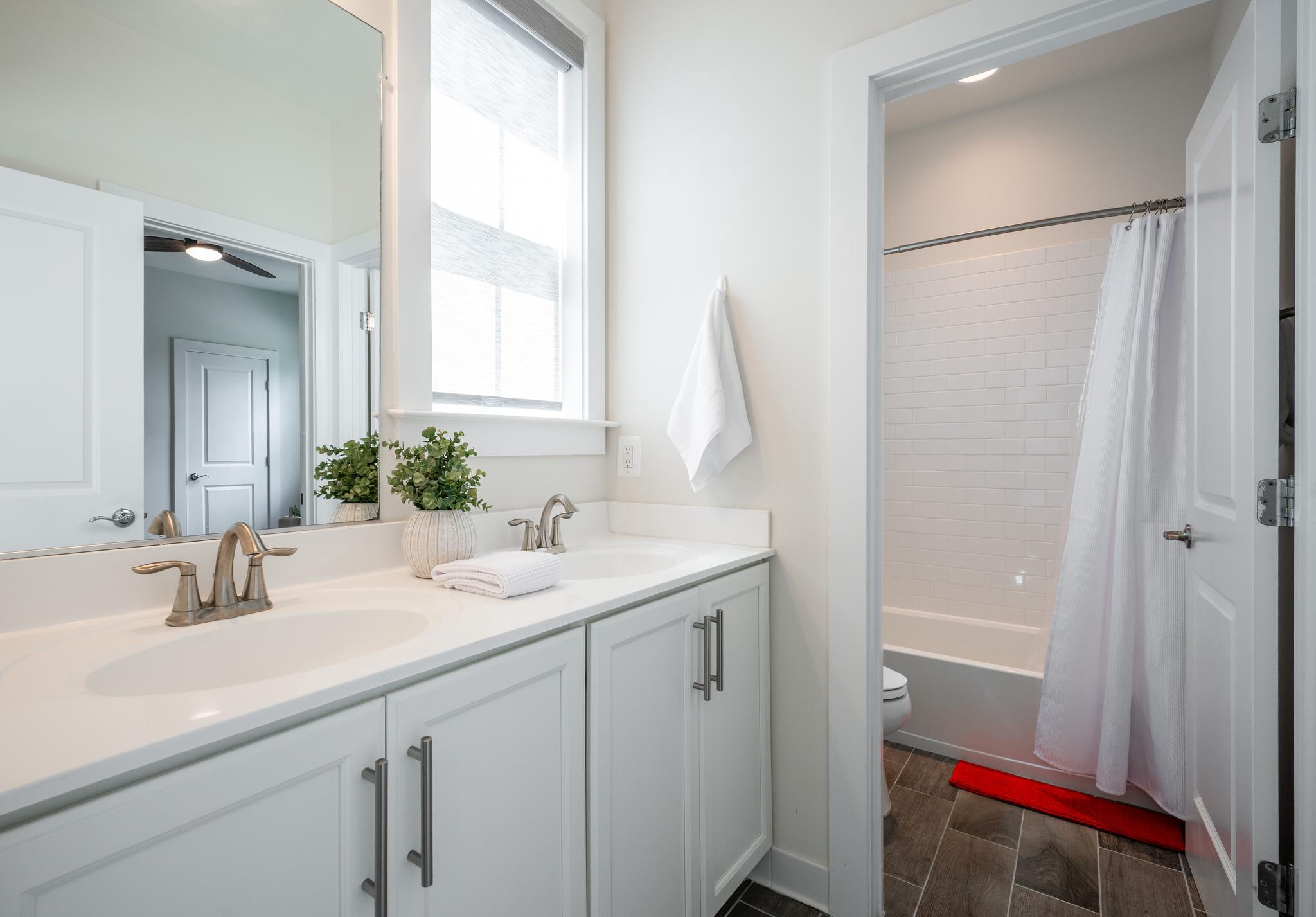 THE RESIDENCES AT MCCONNELL MANOR - Residential