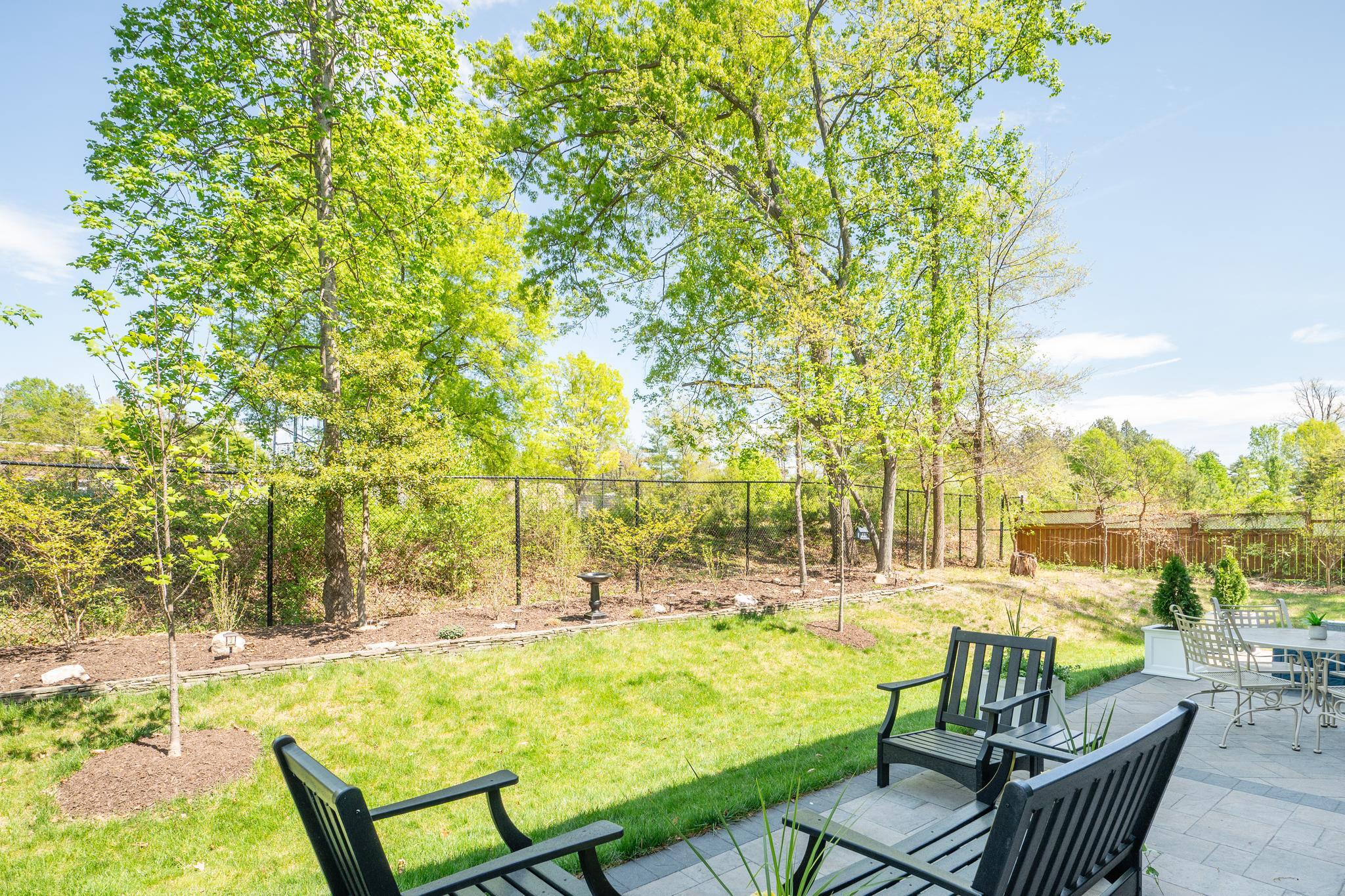 THE RESIDENCES AT MCCONNELL MANOR - Residential