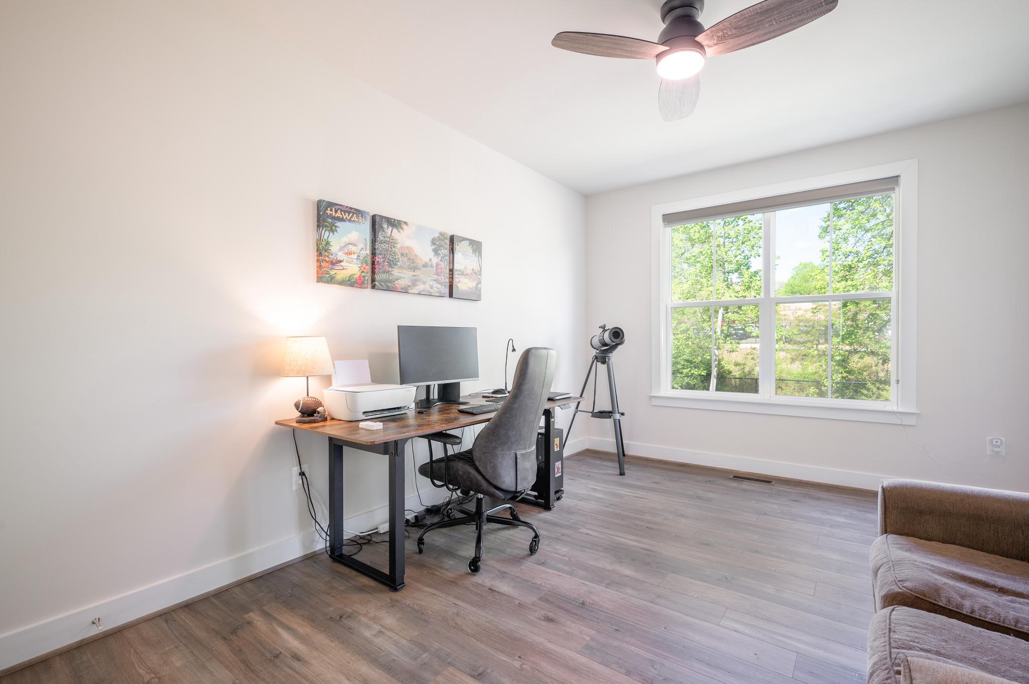 THE RESIDENCES AT MCCONNELL MANOR - Residential