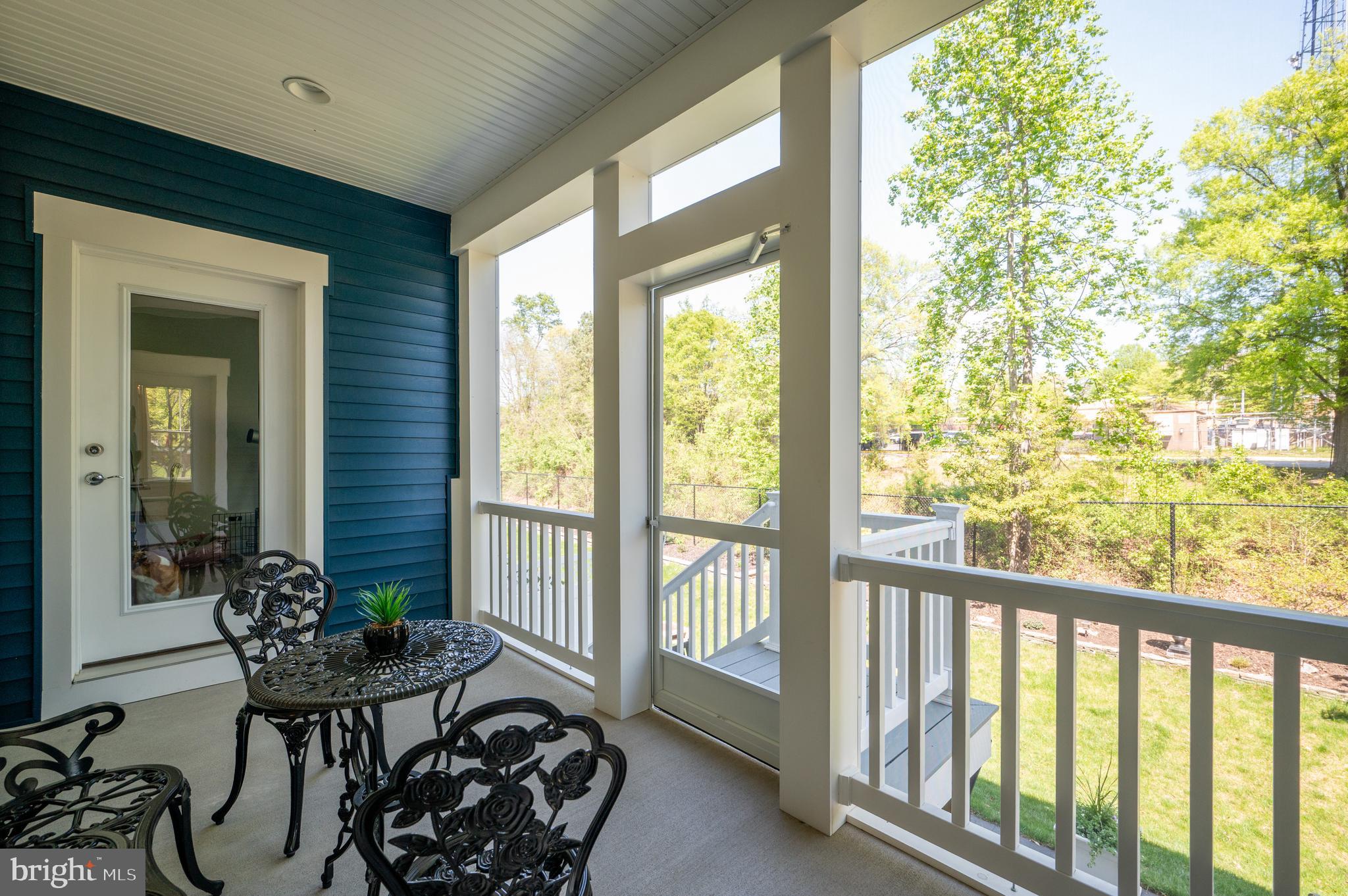 THE RESIDENCES AT MCCONNELL MANOR - Residential