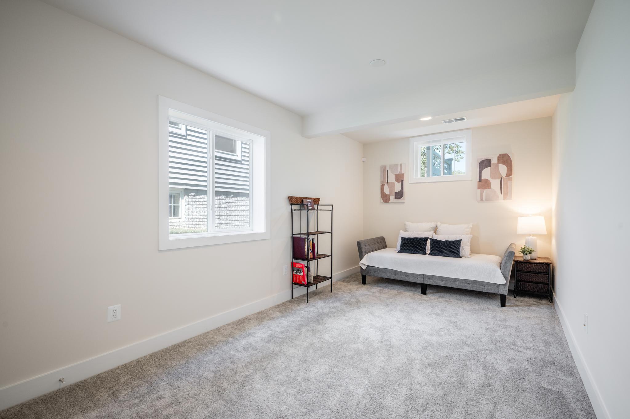 THE RESIDENCES AT MCCONNELL MANOR - Residential