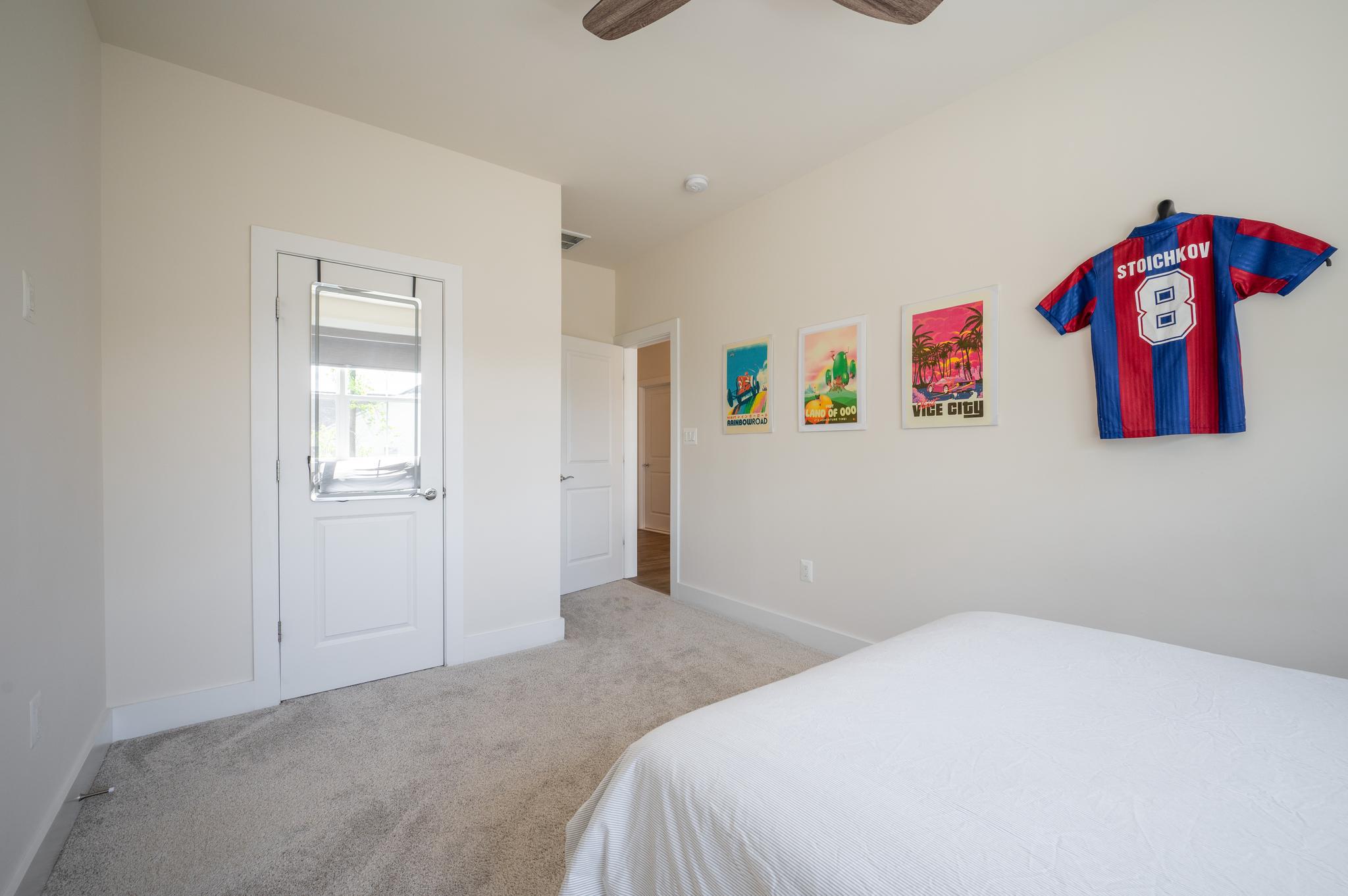 THE RESIDENCES AT MCCONNELL MANOR - Residential