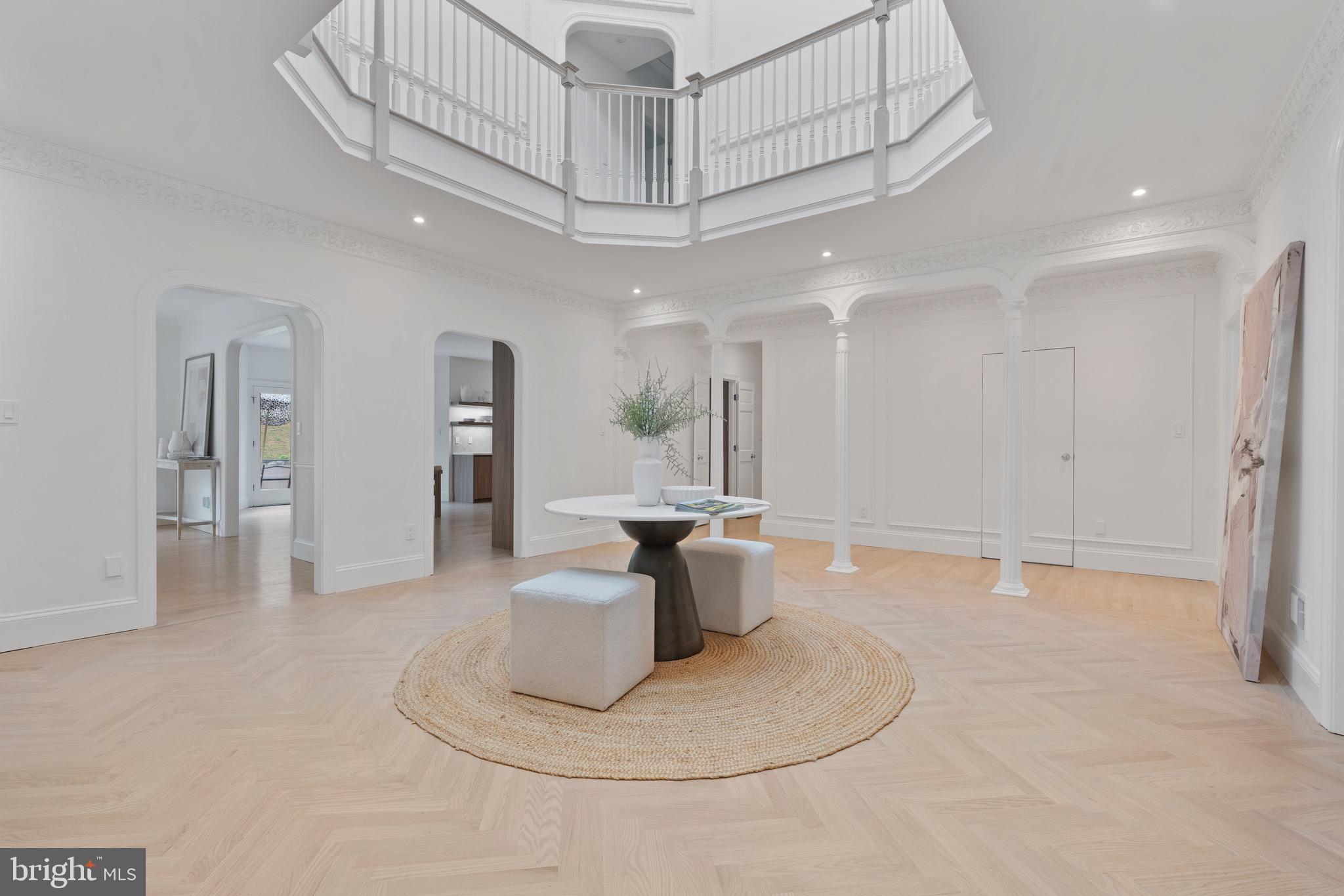 RIVER OAKS FARM - Residential