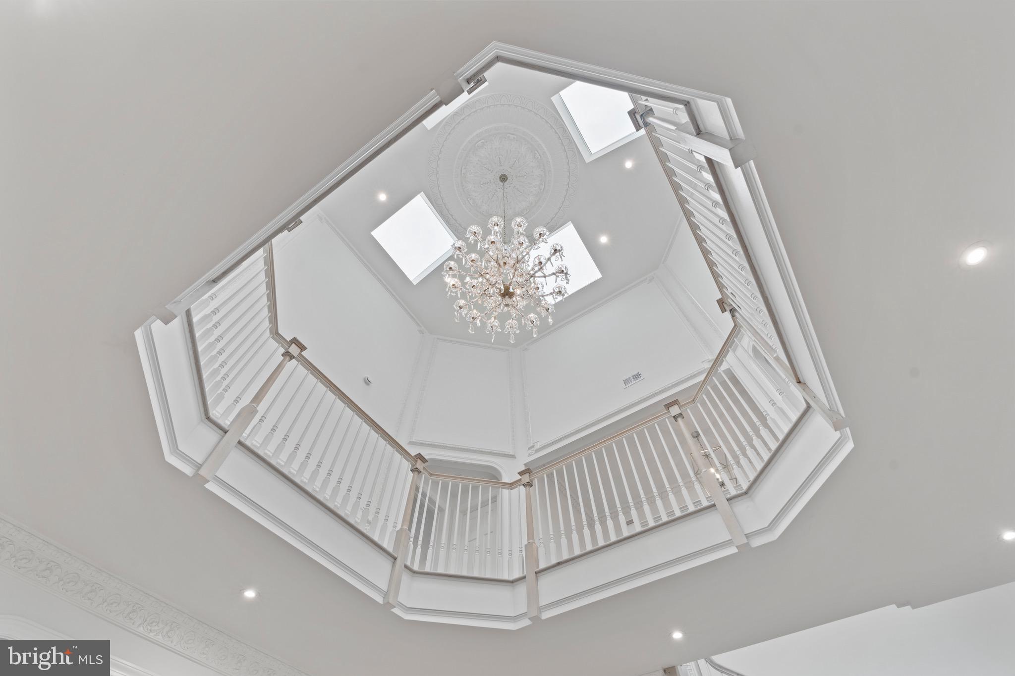 RIVER OAKS FARM - Residential