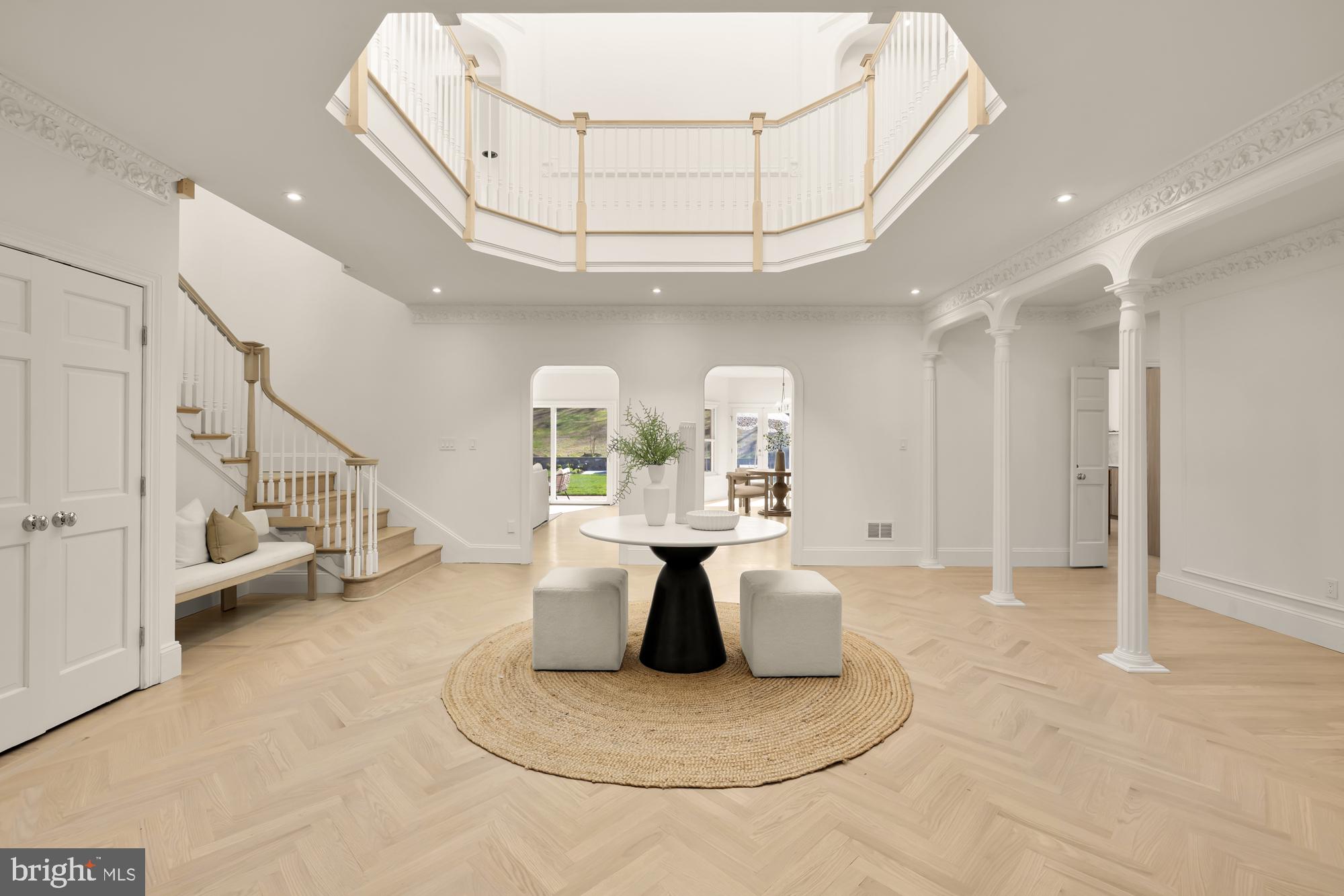 RIVER OAKS FARM - Residential