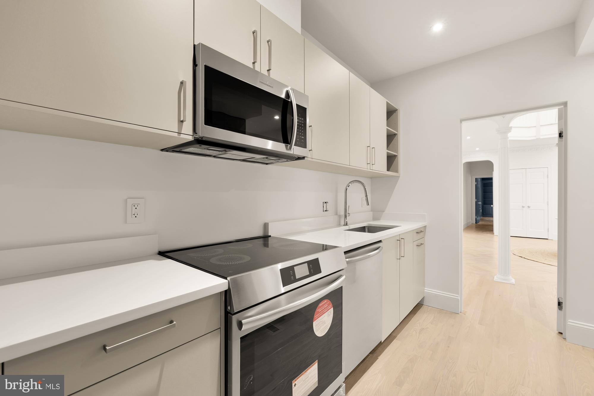 RIVER OAKS FARM - Residential