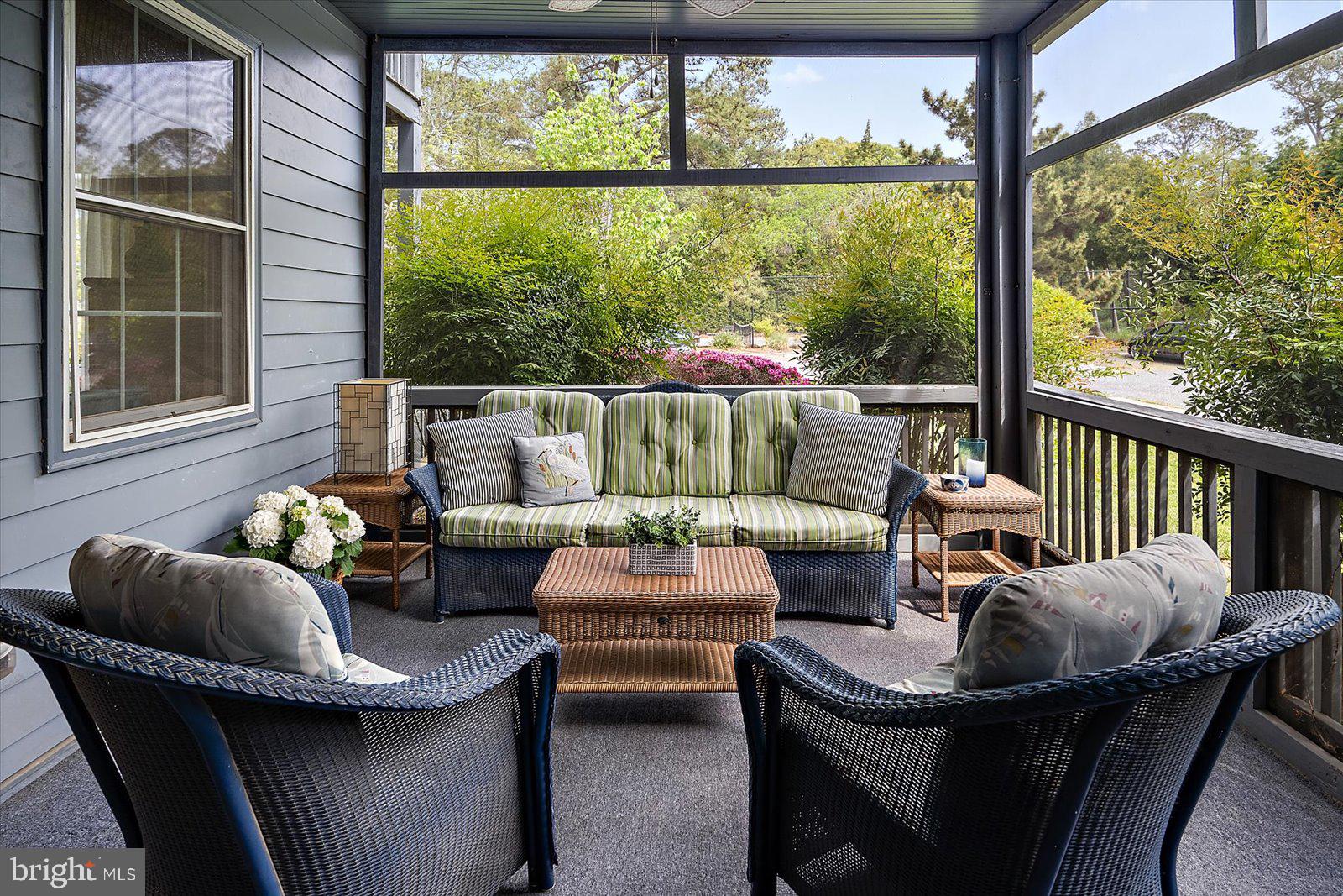 2 SNUG HARBOR COURT 2