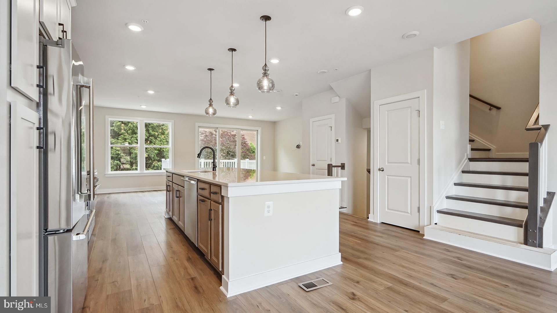 NORTHFAX WEST - Residential