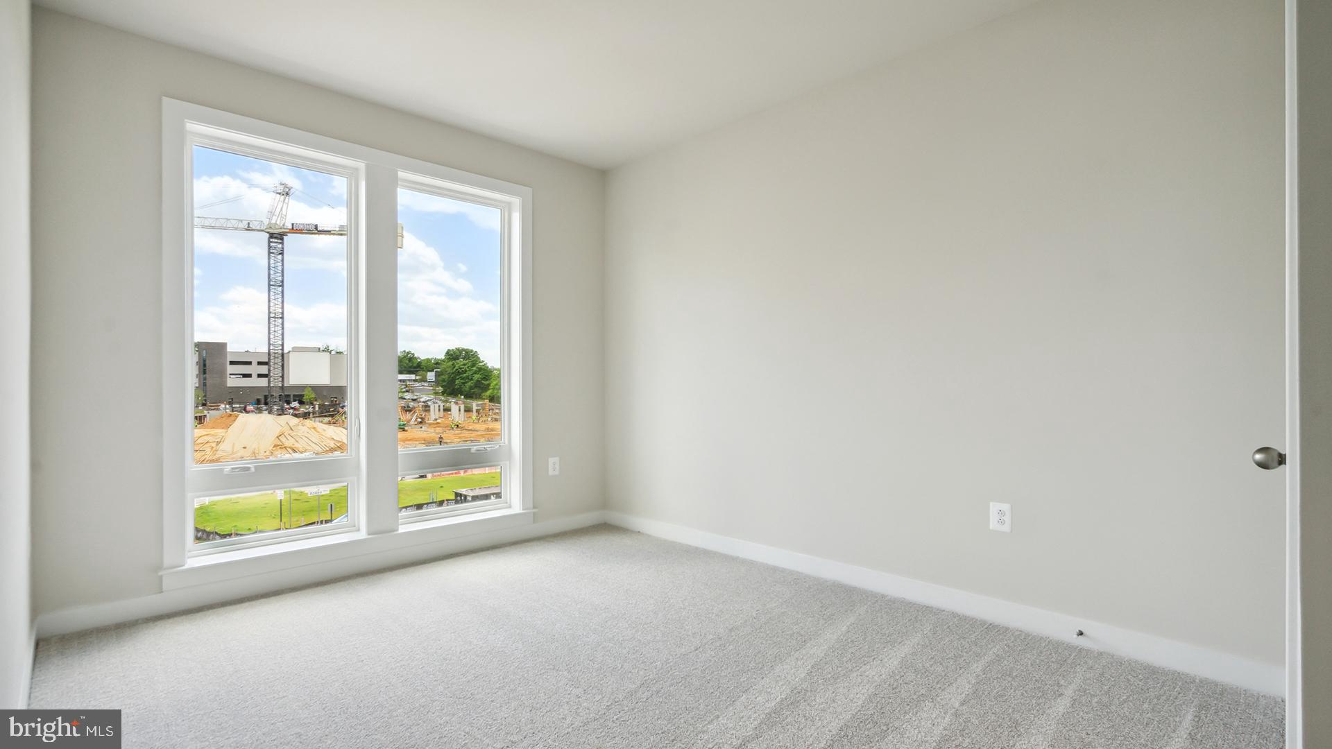 NORTHFAX WEST - Residential