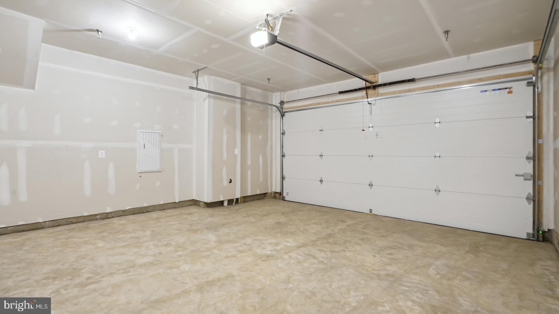 NORTHFAX WEST - Residential