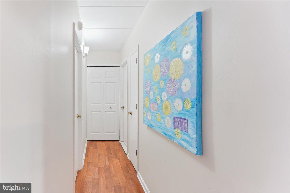 PARKER CONDO - Residential