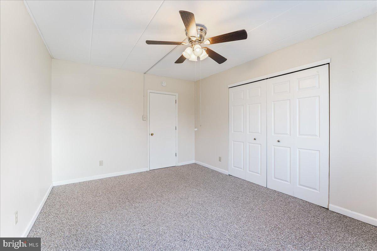 PARKER CONDO - Residential