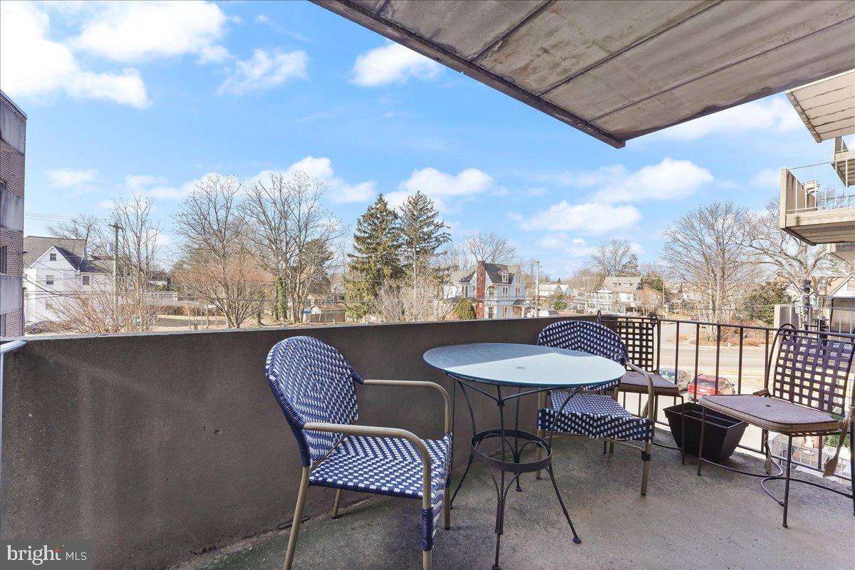 PARKER CONDO - Residential