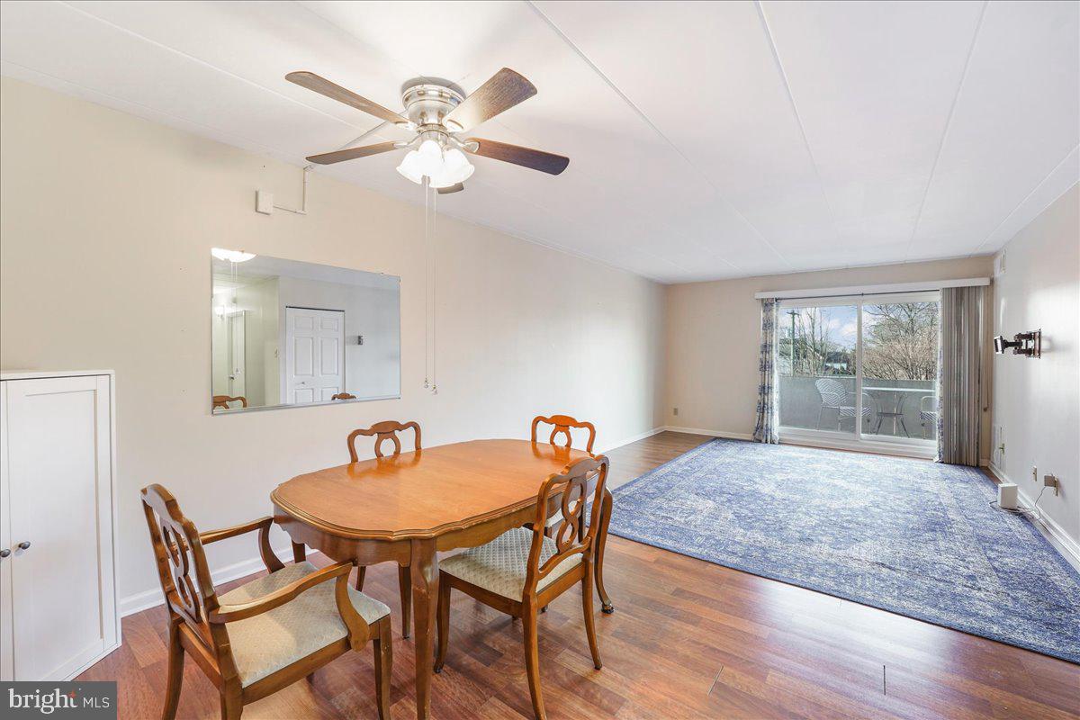 PARKER CONDO - Residential