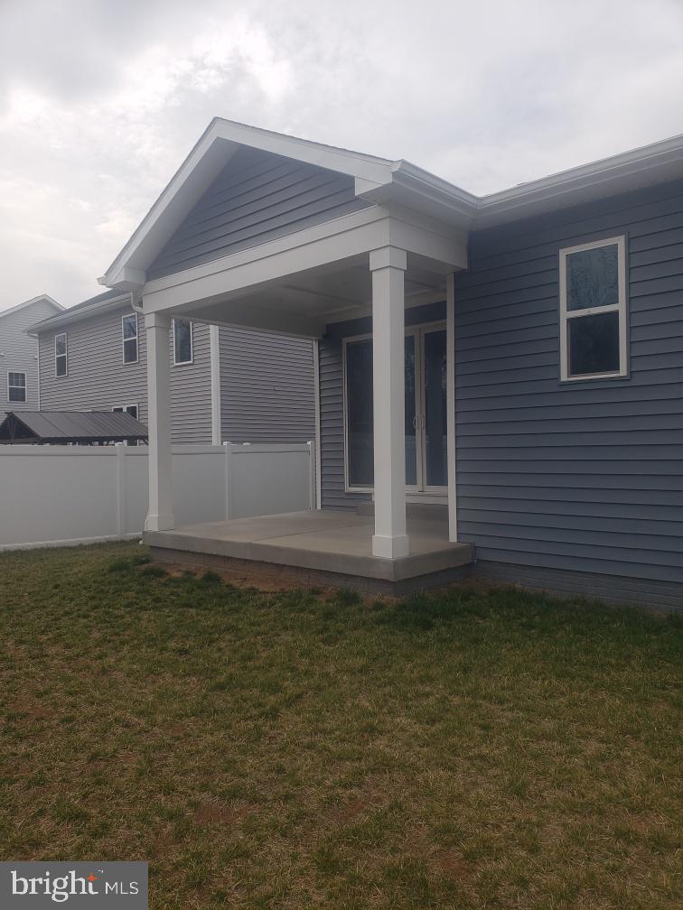 HAGERS CROSSING - Residential Lease